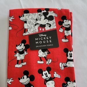 🖤5/$20🖤 DISNEY.. set of two Mickey Mouse kitchen towels..
